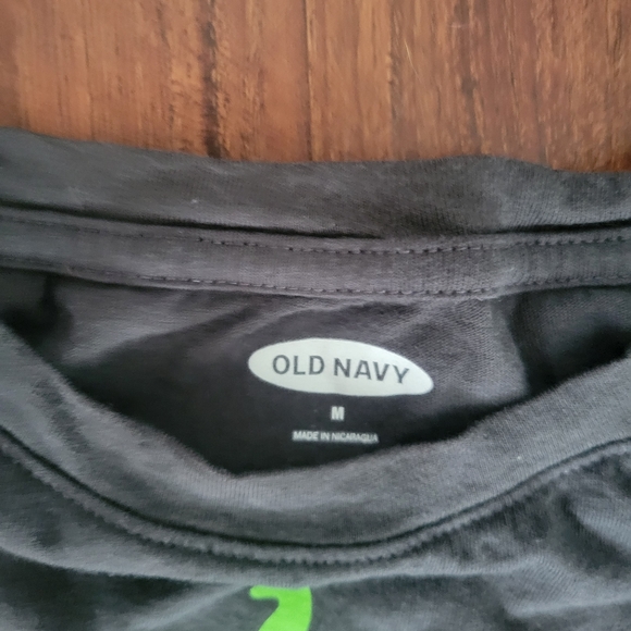 Sleeveles tee - Picture 2 of 2